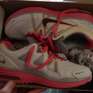 Nike 10.5 woman shoes